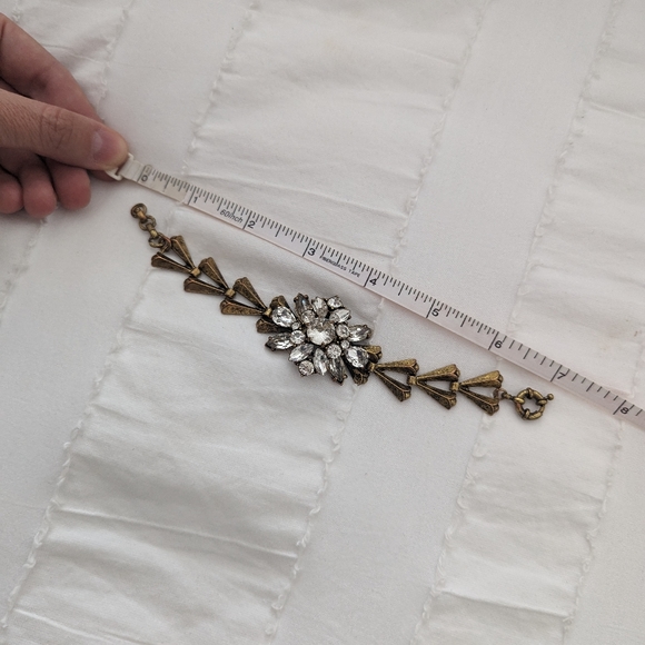 Vintage Inspired Bracelet - Picture 3 of 3